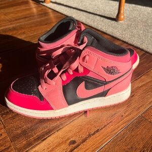 Nike Jordan Coral Chalk Mid Shoes - 4Y